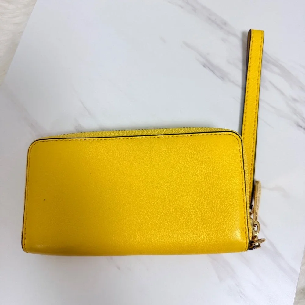 Michael Kors Jet Set Travel Wallet Yellow Pebbled Leather Zip Around Wristlet